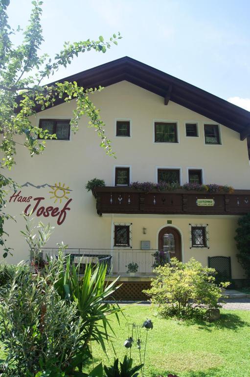 메이른호픈 Haus Josef B&B 외부 사진
