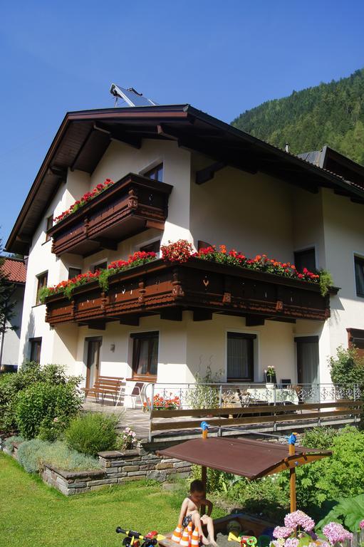 메이른호픈 Haus Josef B&B 외부 사진